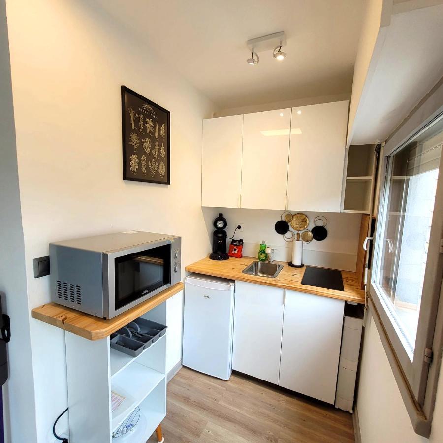 Le Revol Apartment เกรอน็อบล์ ภายนอก รูปภาพ